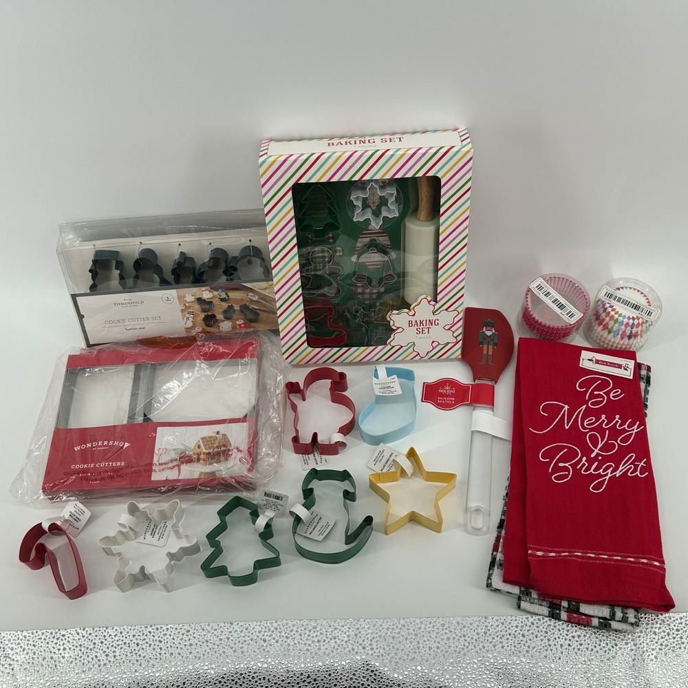 Christmas Holiday Baking Lot Wondershop Cookie Cutters Rolling Pin Towel Spatula